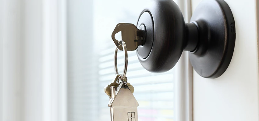 Bifold Door Knob Replacement in Coalinga, California